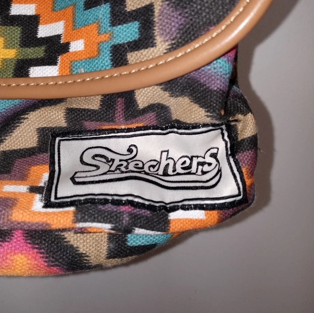 Skechers Aztec Print Canvas Cinch Hobo Backpack 73901 lined drawstring closure